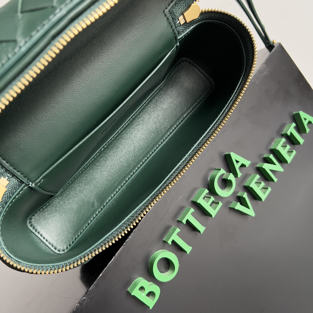 Bottega Veneta Cosmetic Bags